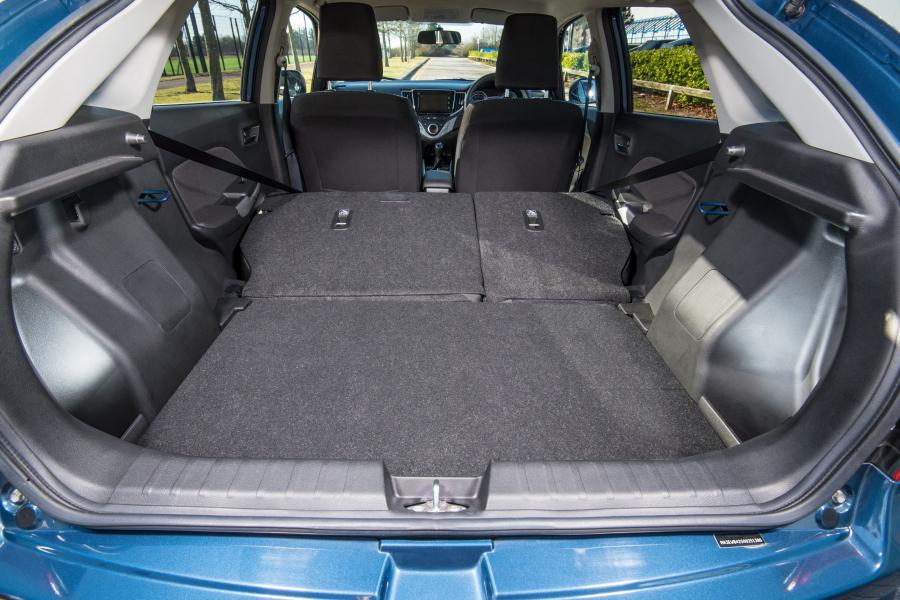 Багажник Suzuki Baleno 2016 года  (UK) (фото 88 из 88)